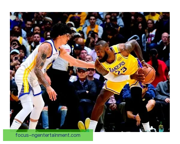 詹姆斯复出砍三双湖人力克勇士重燃西部争冠希望季后赛前景再起波澜