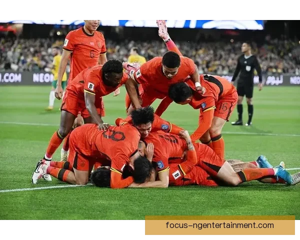 中国男篮逆转击败澳大利亚 重返世界杯八强誓言不负众望